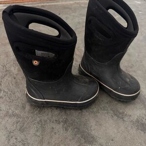 Little kid size 8 Bog Boots